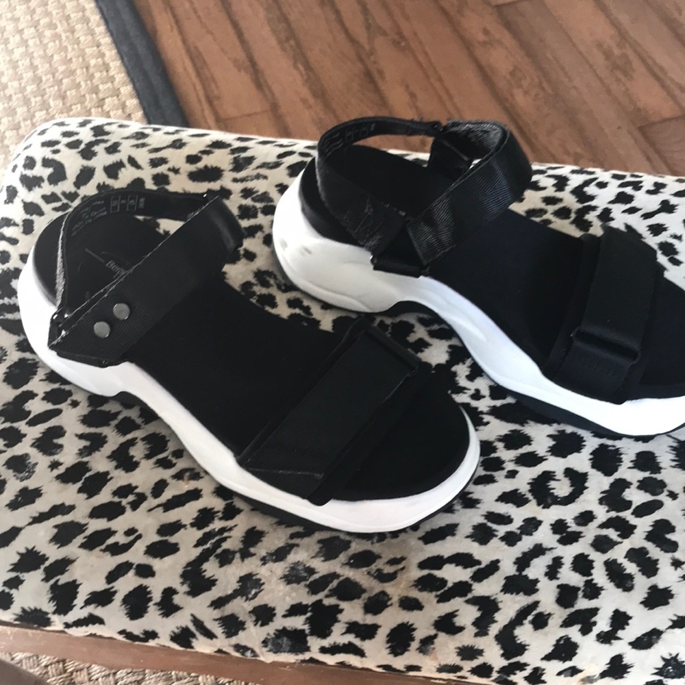 Sport sandals